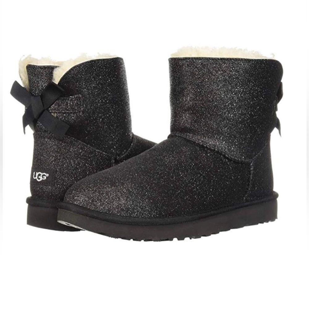 UGG Bailey Bow Black Suede Sheepskin Lined Ankle Boots Women's US Size 8